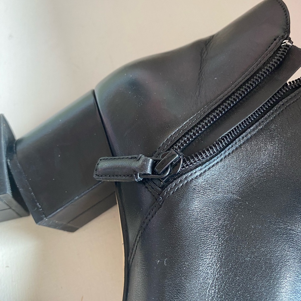 Worn once Cole Haan Black Leather Ankle Boots with chunky heel & zipper closure - Picture 11 of 12